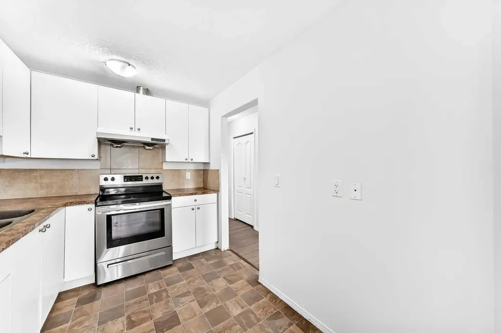 66 Fonda Drive SE Calgary AB T2A6E6