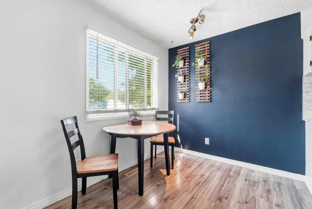 6503 Ranchview Drive NW Calgary AB T3G 1P2