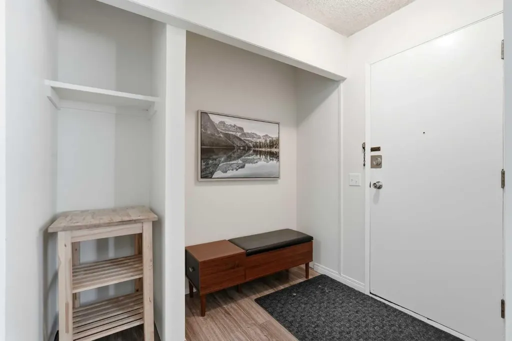 6503 Ranchview Drive NW Calgary AB T3G 1P2