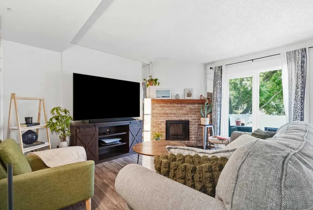 6503 Ranchview Drive NW Calgary AB T3G 1P2