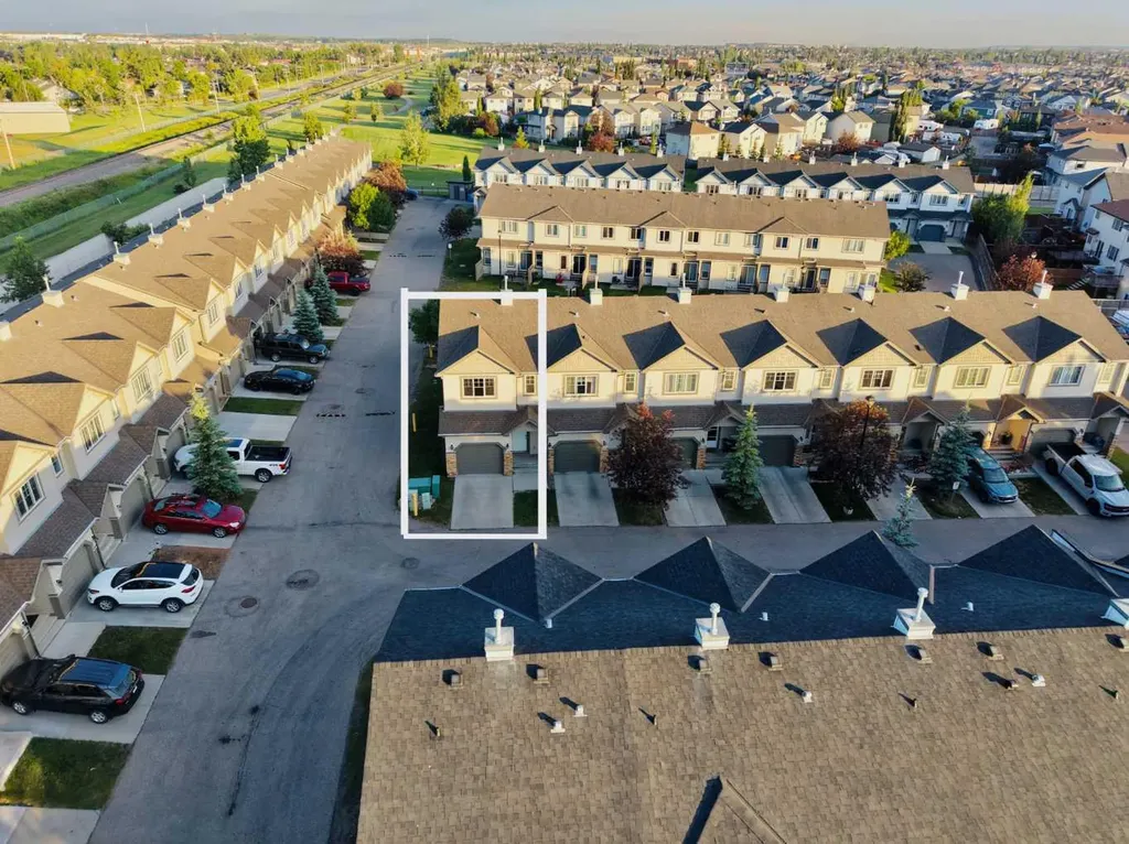 620 Luxstone Landing SW Airdrie AB T4B 0B5