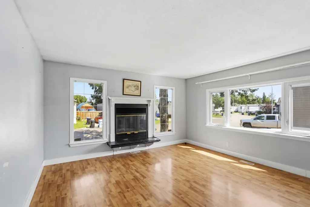 336 Grenfell Crescent Fort Mcmurray AB T9H2M9