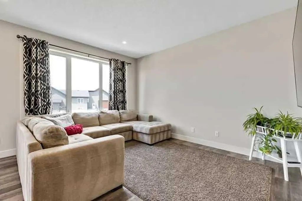 27 Gardner Close Rural Foothills County AB T0L 0P0