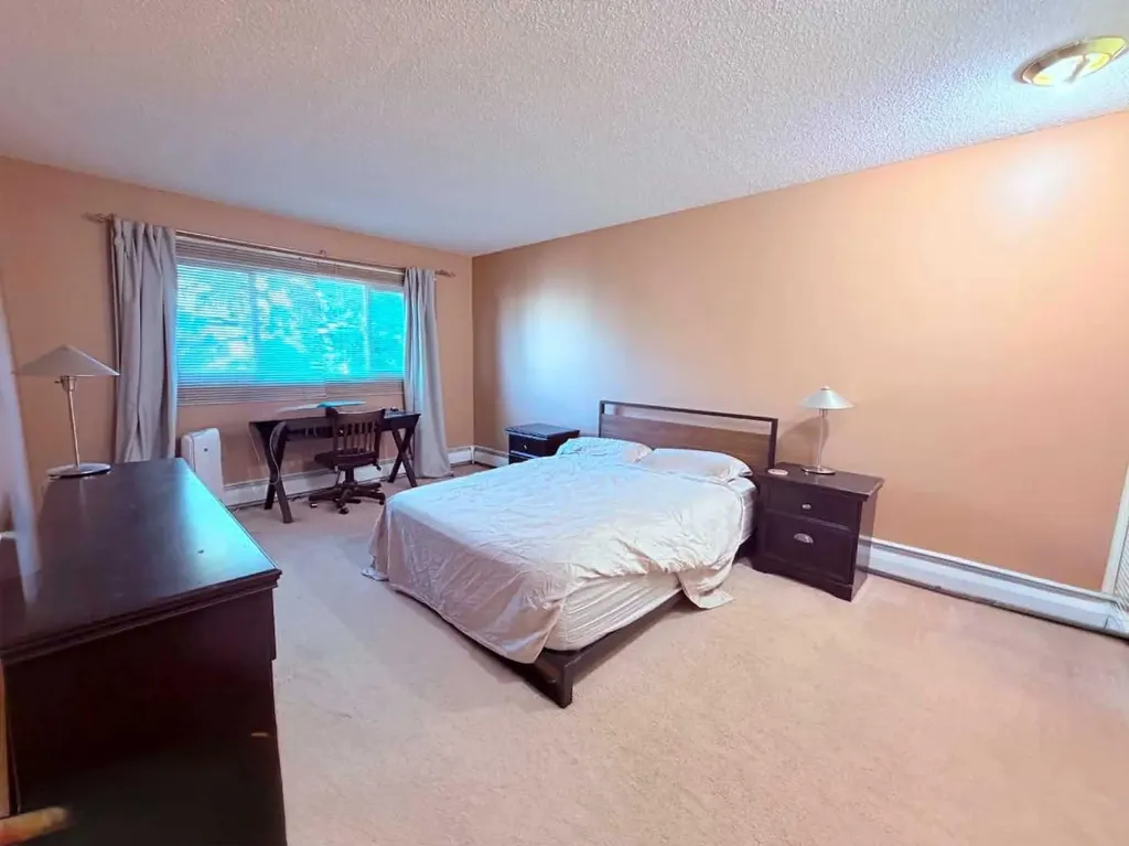 6919 Elbow Drive SW Calgary AB T2V 0E6