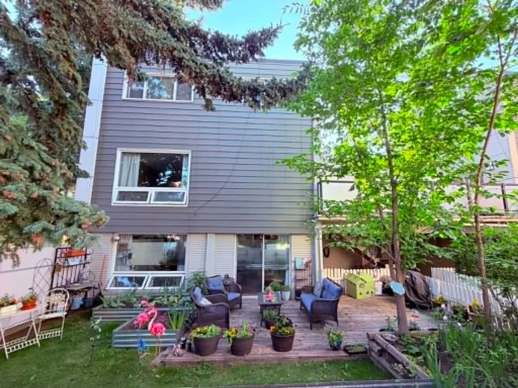 6919 Elbow Drive SW Calgary AB T2V 0E6