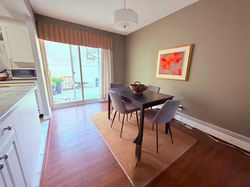 6919 Elbow Drive SW Calgary AB T2V 0E6