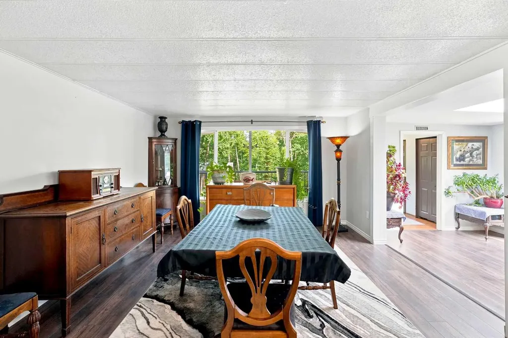 32545 Range Road 25 Rural Mountain View County AB T4H 4B9