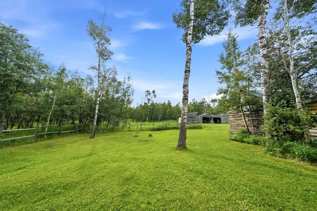 32545 Range Road 25 Rural Mountain View County AB T4H 4B9