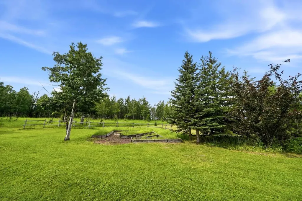 32545 Range Road 25 Rural Mountain View County AB T4H 4B9