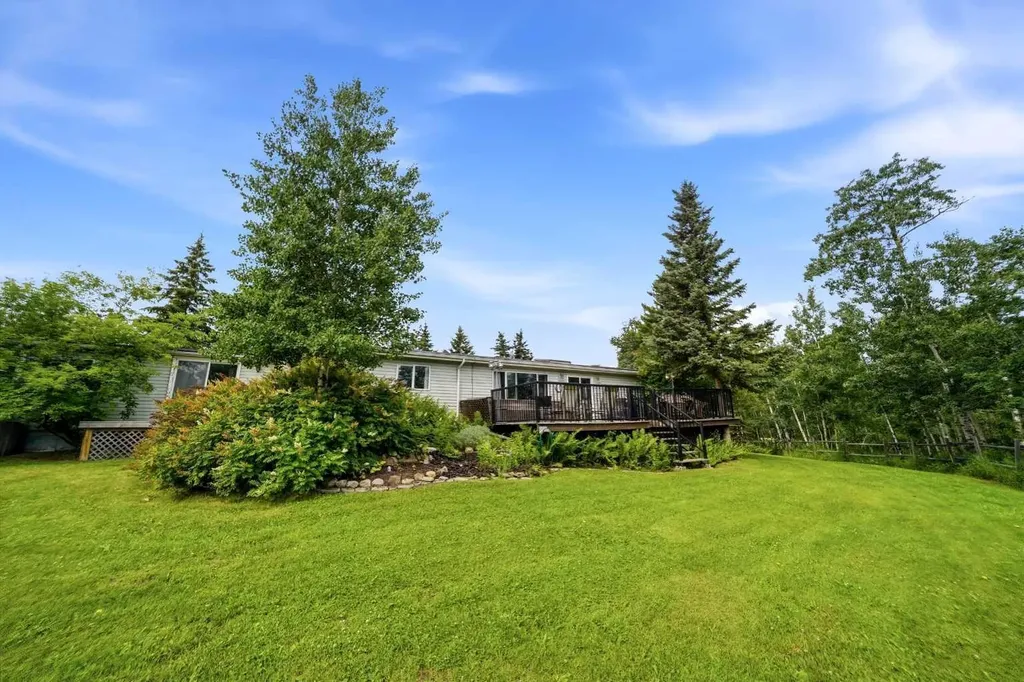 32545 Range Road 25 Rural Mountain View County AB T4H 4B9