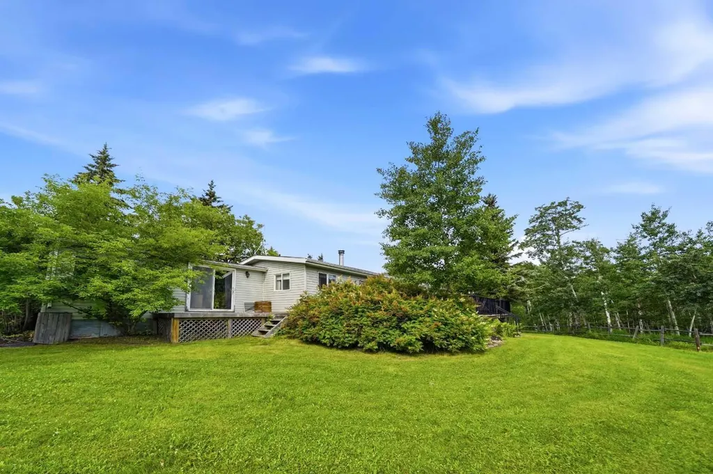 32545 Range Road 25 Rural Mountain View County AB T4H 4B9