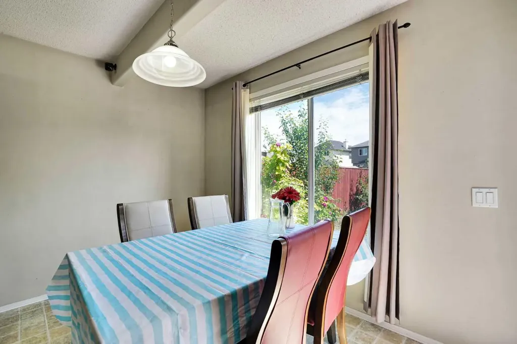 62 Covewood Manor Calgary AB T3K5P9
