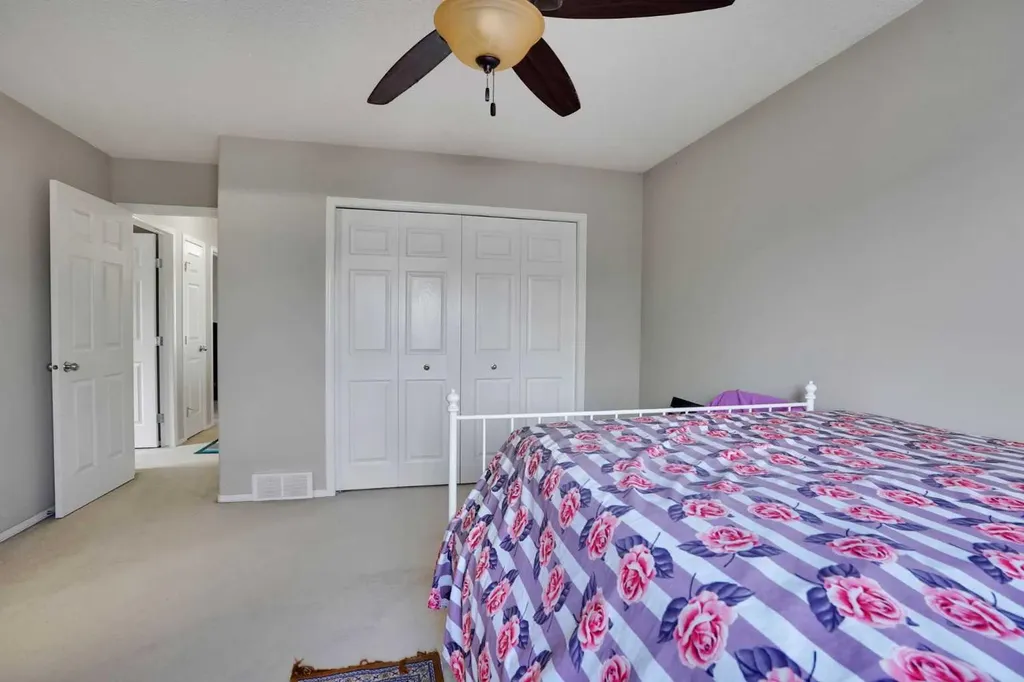 62 Covewood Manor Calgary AB T3K5P9