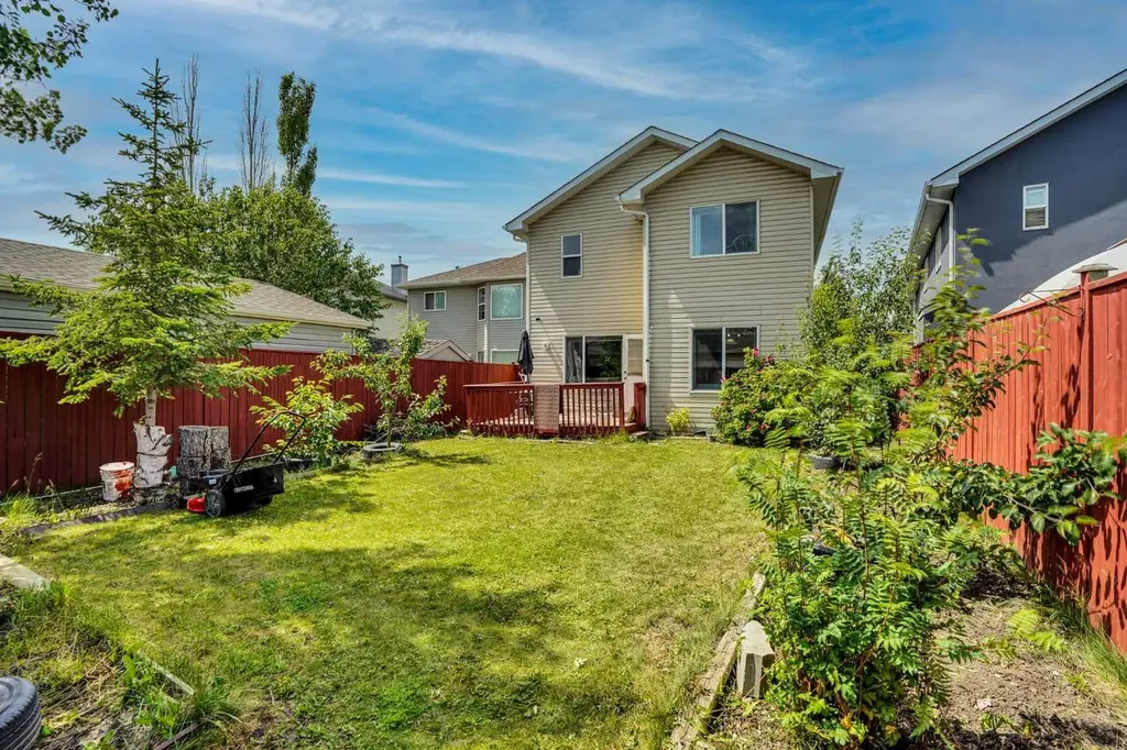 62 Covewood Manor Calgary AB T3K5P9