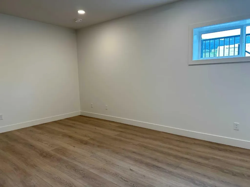 8305 18 Avenue Coleman AB T0K 0M0