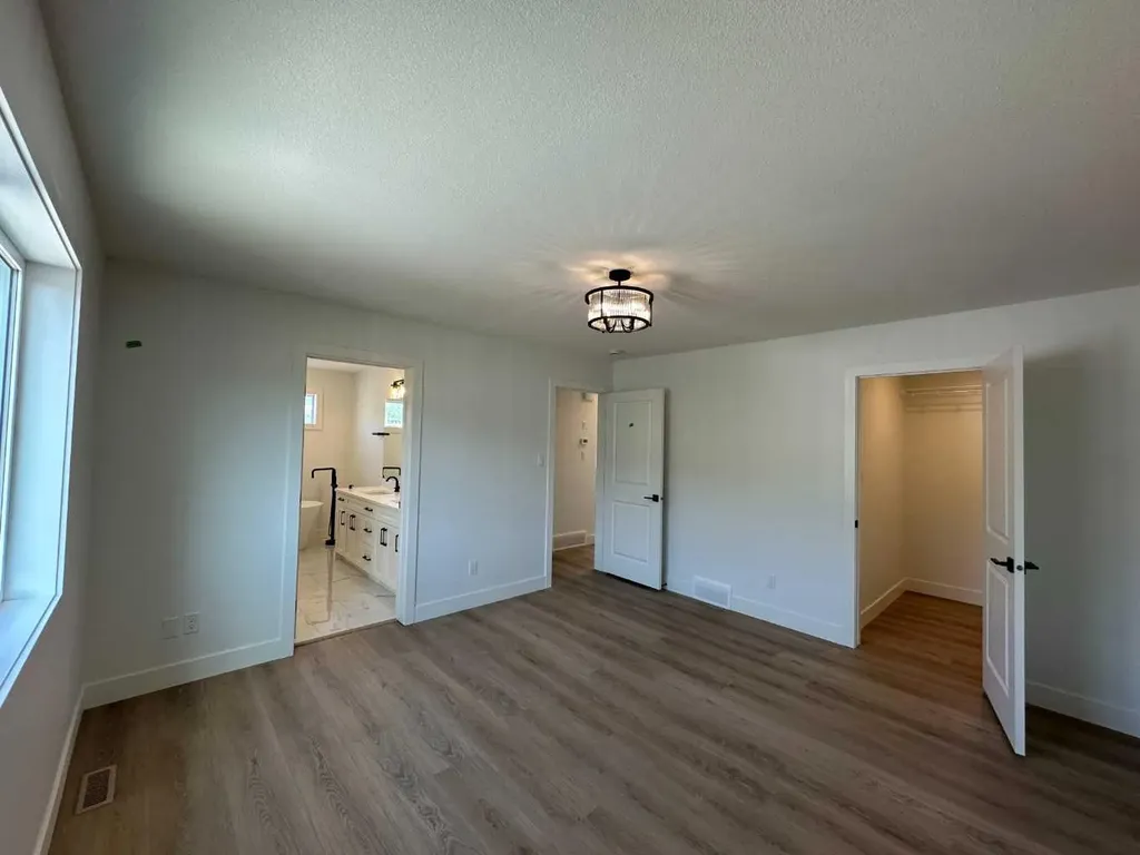 8305 18 Avenue Coleman AB T0K 0M0