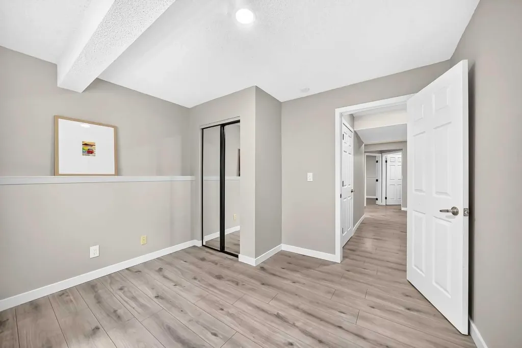 3569 Douglas Woods Heights SE Calgary AB T2Z 2G3