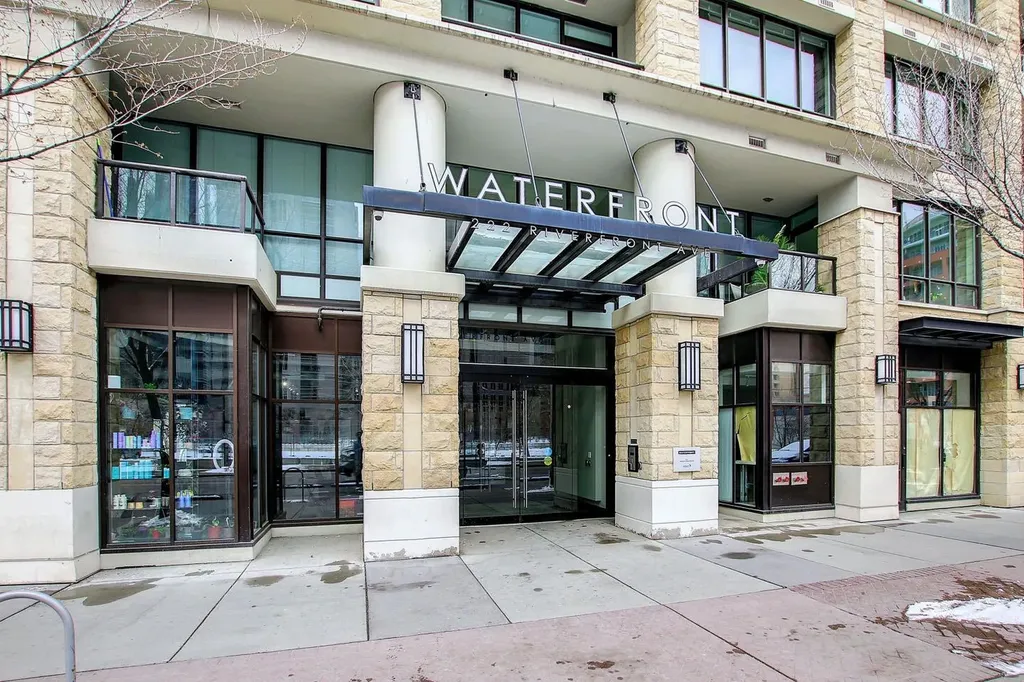 222 Riverfront Avenue SW Calgary AB T2P0X2
