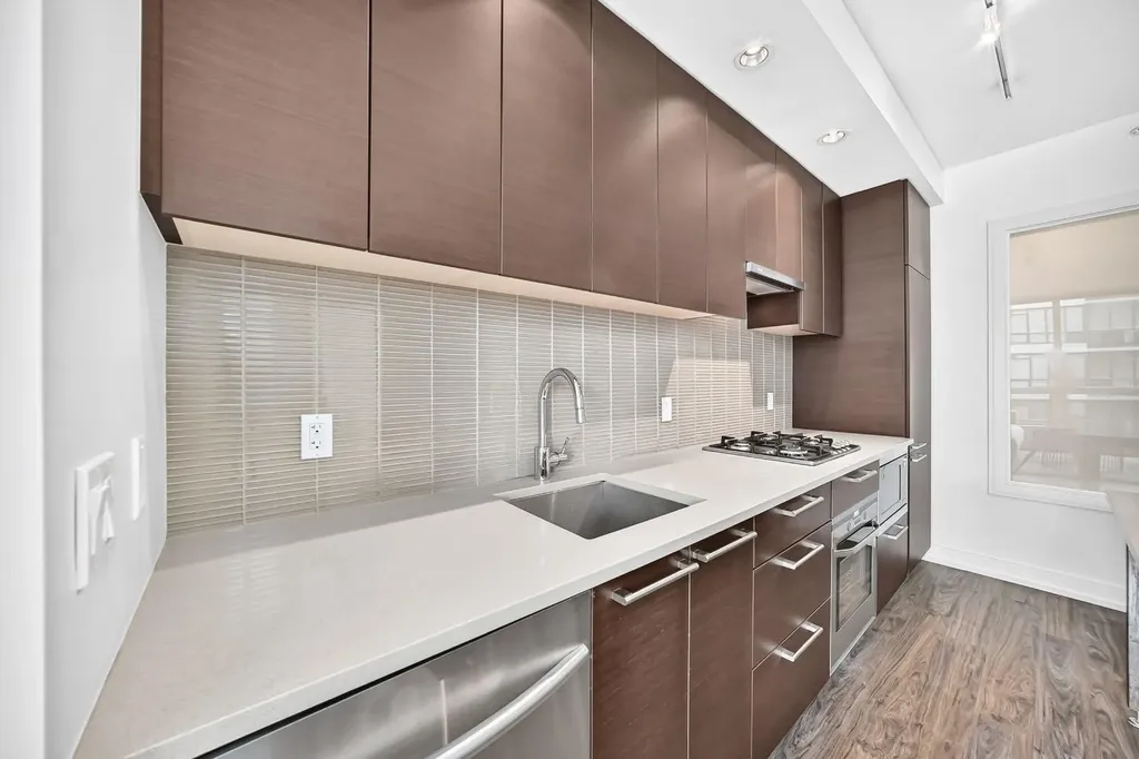 222 Riverfront Avenue SW Calgary AB T2P0X2