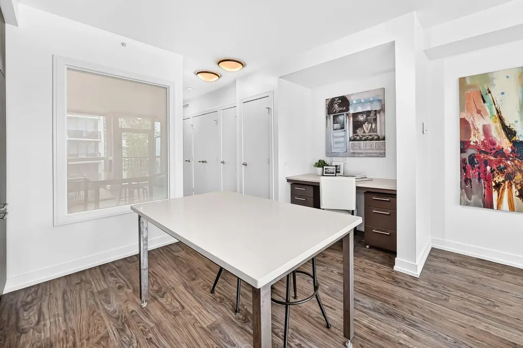 222 Riverfront Avenue SW Calgary AB T2P0X2
