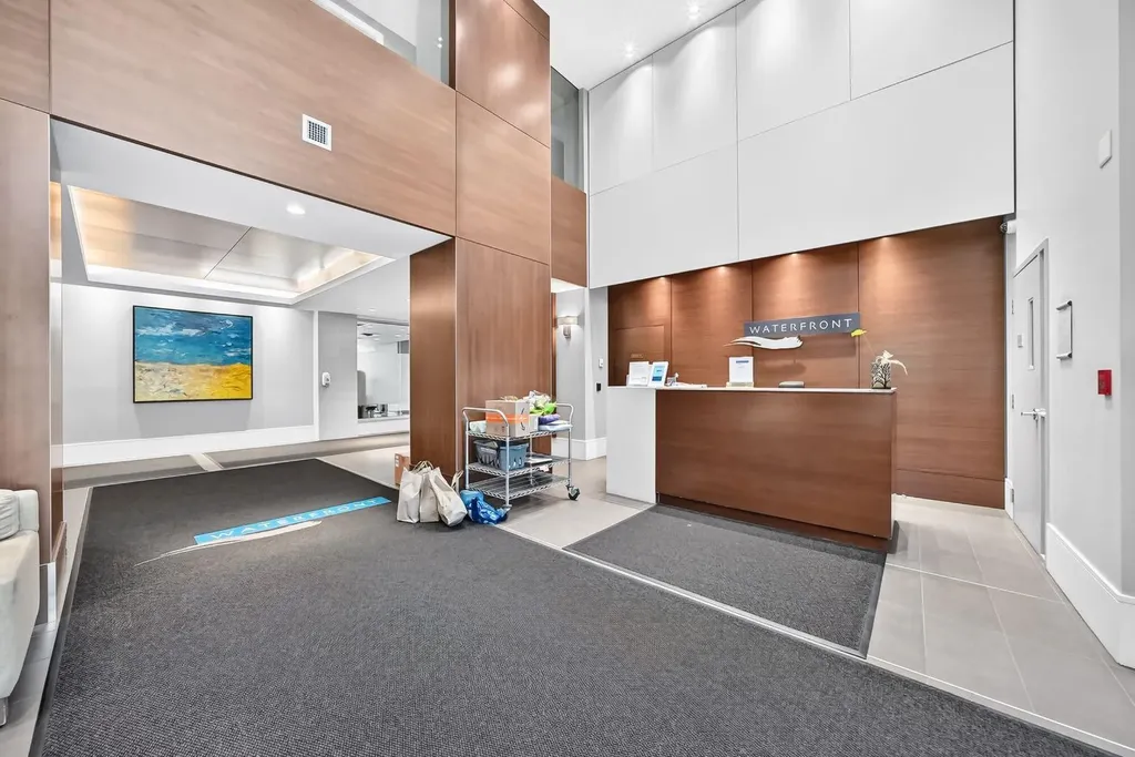 222 Riverfront Avenue SW Calgary AB T2P0X2