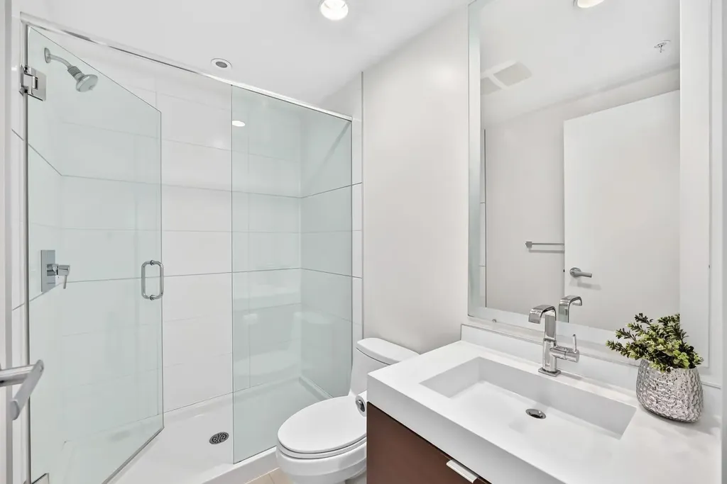 222 Riverfront Avenue SW Calgary AB T2P0X2