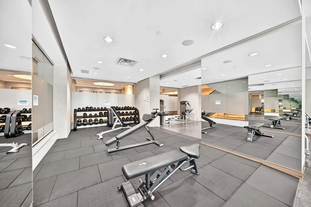 222 Riverfront Avenue SW Calgary AB T2P0X2