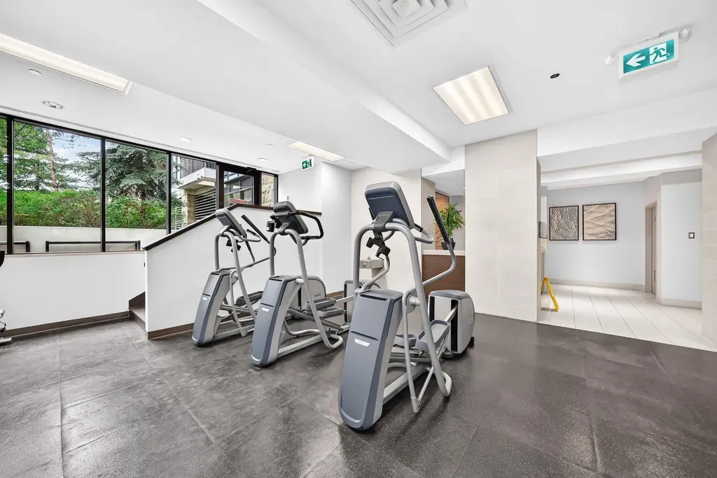 222 Riverfront Avenue SW Calgary AB T2P0X2