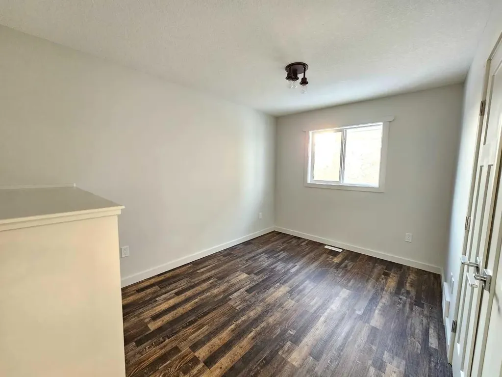 9215 94a Avenue Wembley AB T0H3S0
