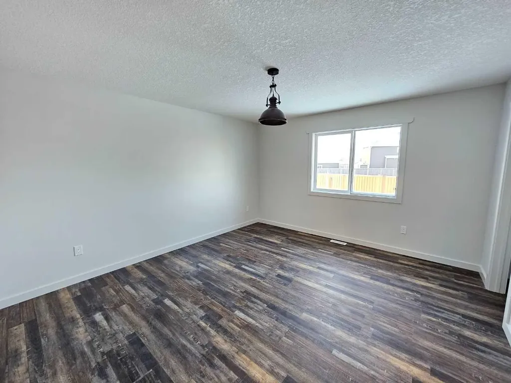 9215 94a Avenue Wembley AB T0H3S0