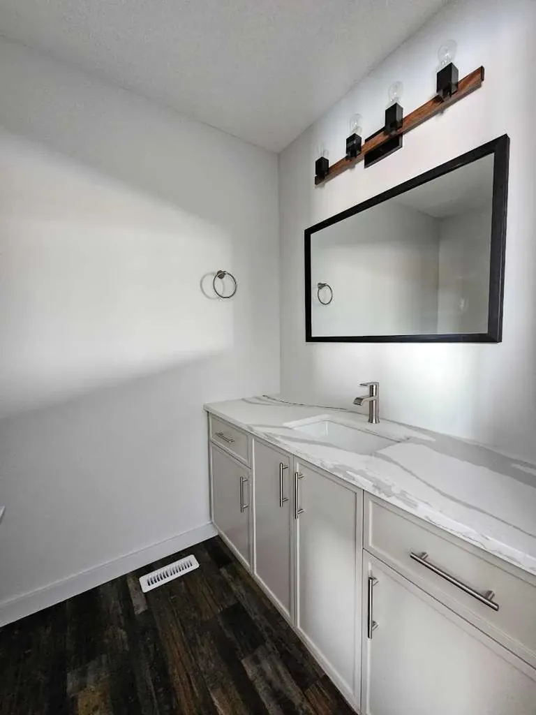 9215 94a Avenue Wembley AB T0H3S0