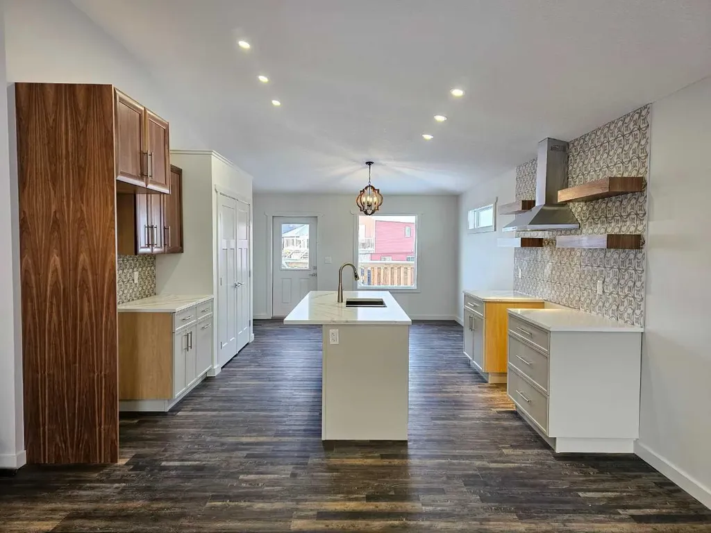 9215 94a Avenue Wembley AB T0H3S0