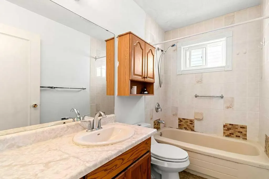 56 Elder Street Red Deer AB T4R 2C6