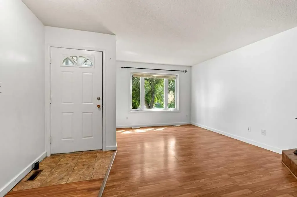 56 Elder Street Red Deer AB T4R 2C6