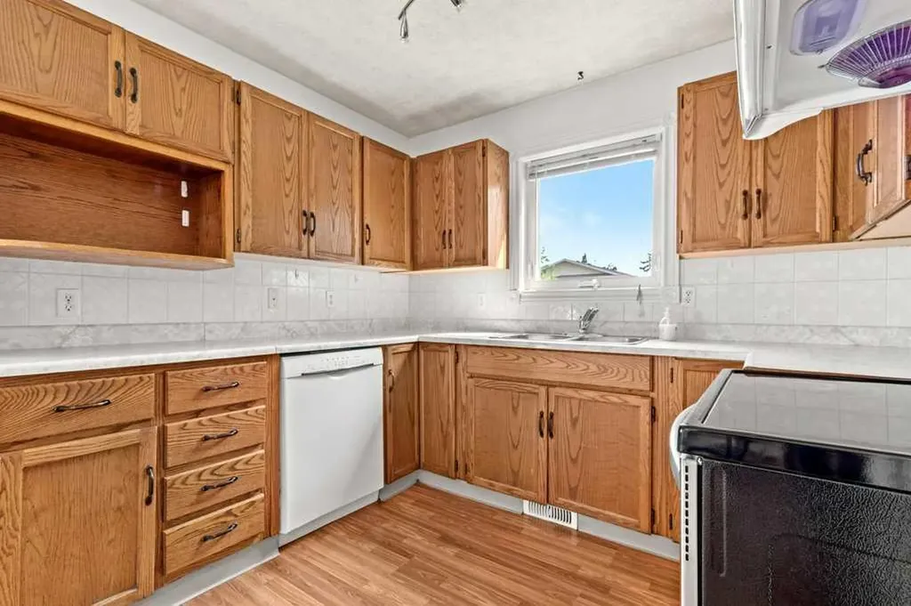 56 Elder Street Red Deer AB T4R 2C6