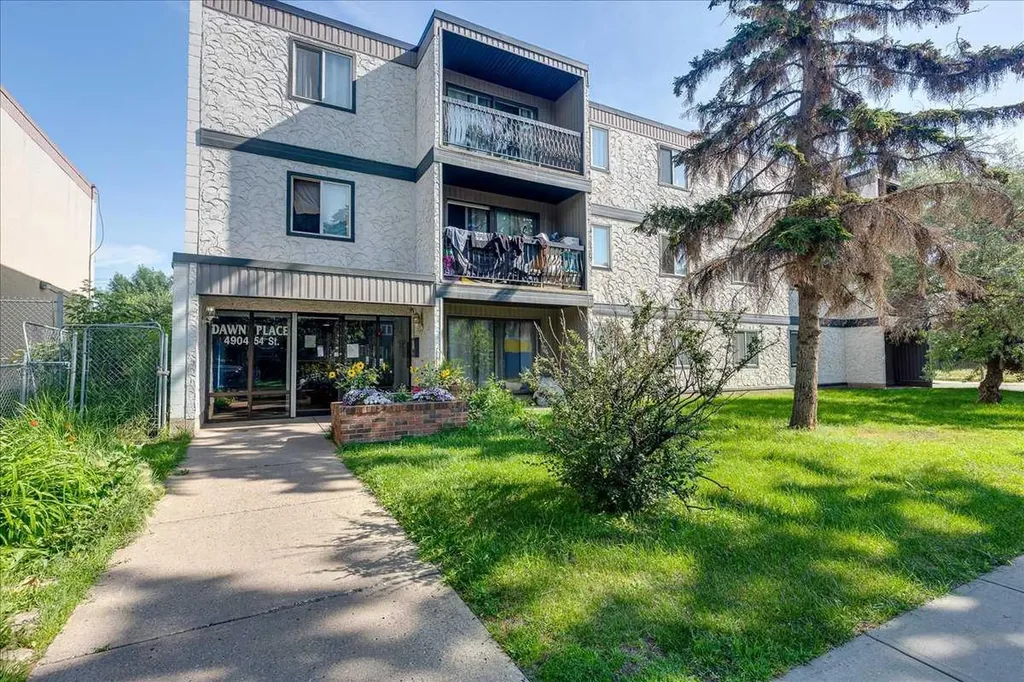 4904 54 Street Red Deer AB T2N 2G8