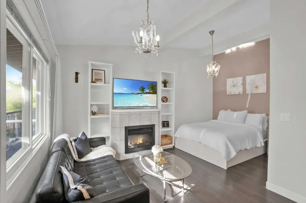 1618 28 Avenue SW Calgary AB T2T 1J4