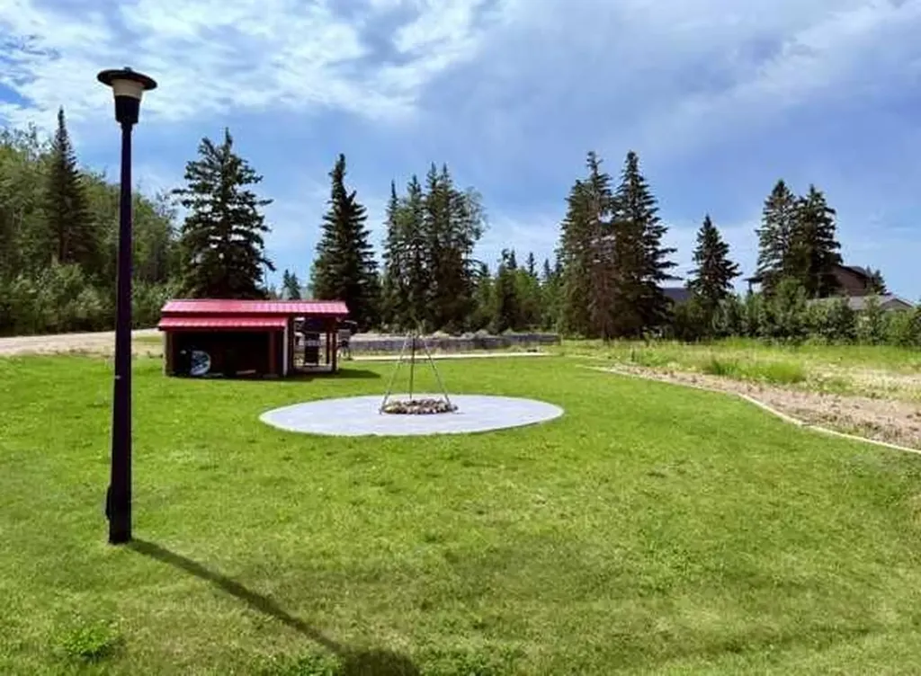 715 Spruce Street Lac Des Iles SK S0M 1A0