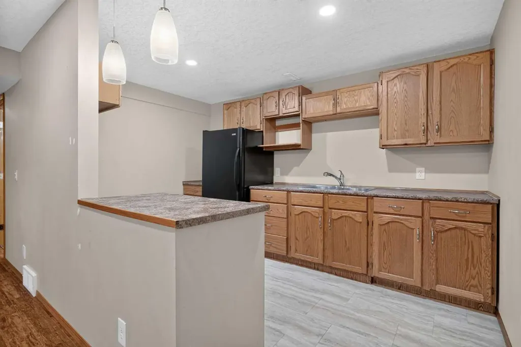 31 Fairways Drive NW Airdrie AB T4B 2P5