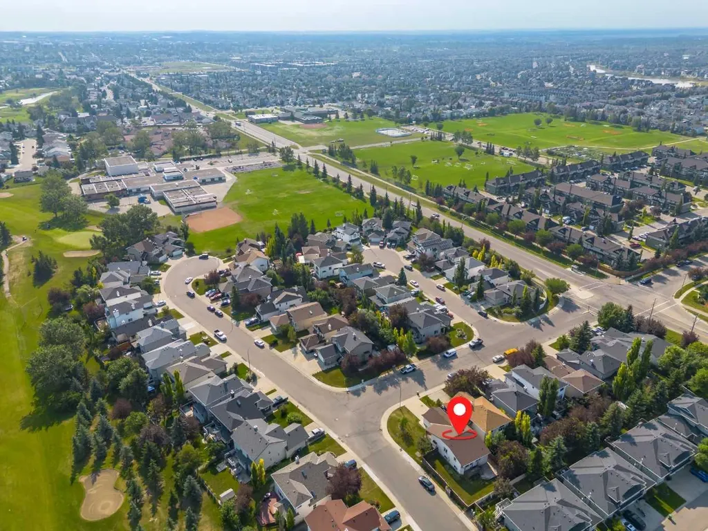 31 Fairways Drive NW Airdrie AB T4B 2P5