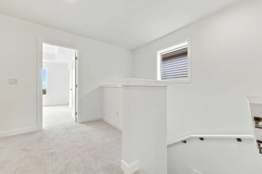 268 Huxbury View NE Calgary AB T2A 8C4