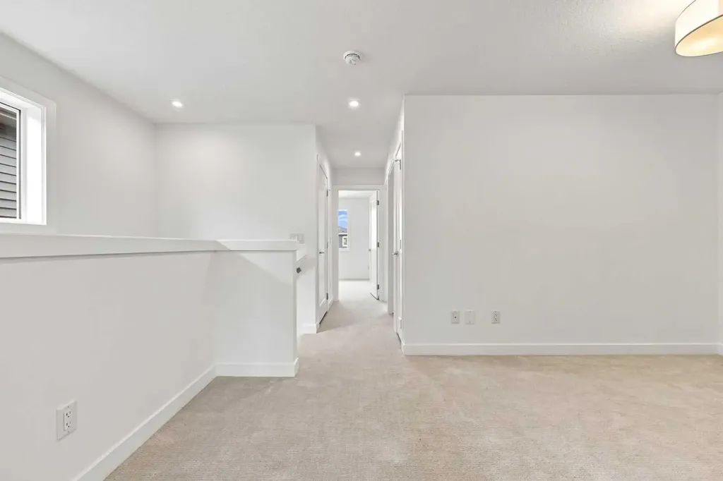 268 Huxbury View NE Calgary AB T2A 8C4