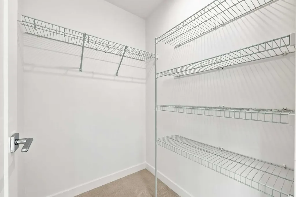 268 Huxbury View NE Calgary AB T2A 8C4