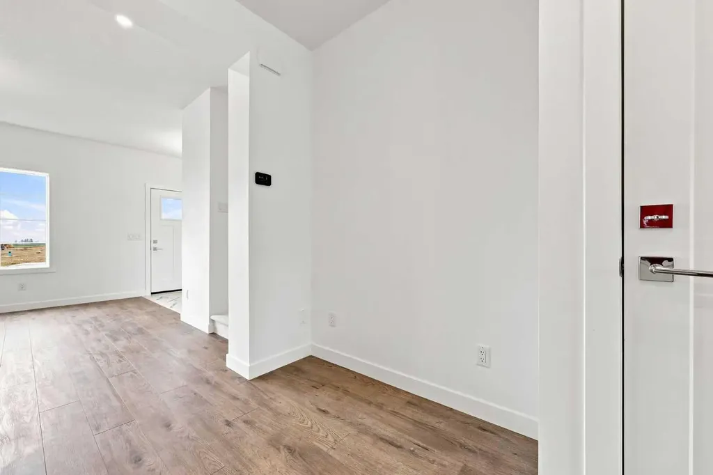 268 Huxbury View NE Calgary AB T2A 8C4