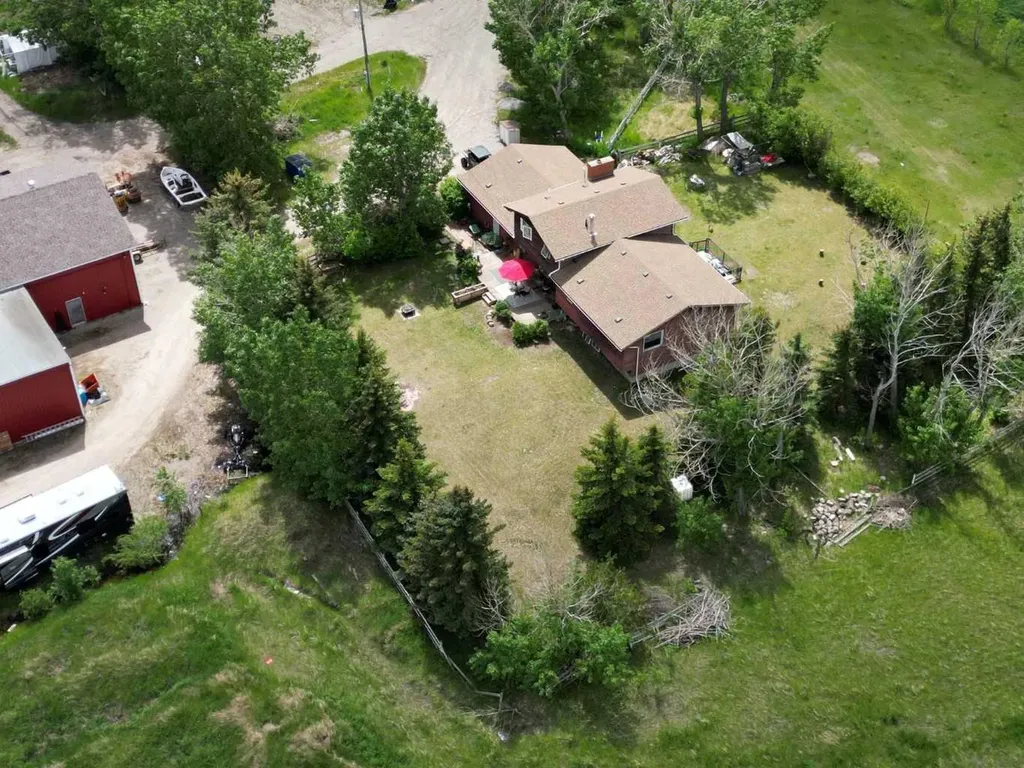 241053 Highway 24 Rural Wheatland County AB T1P 0W9