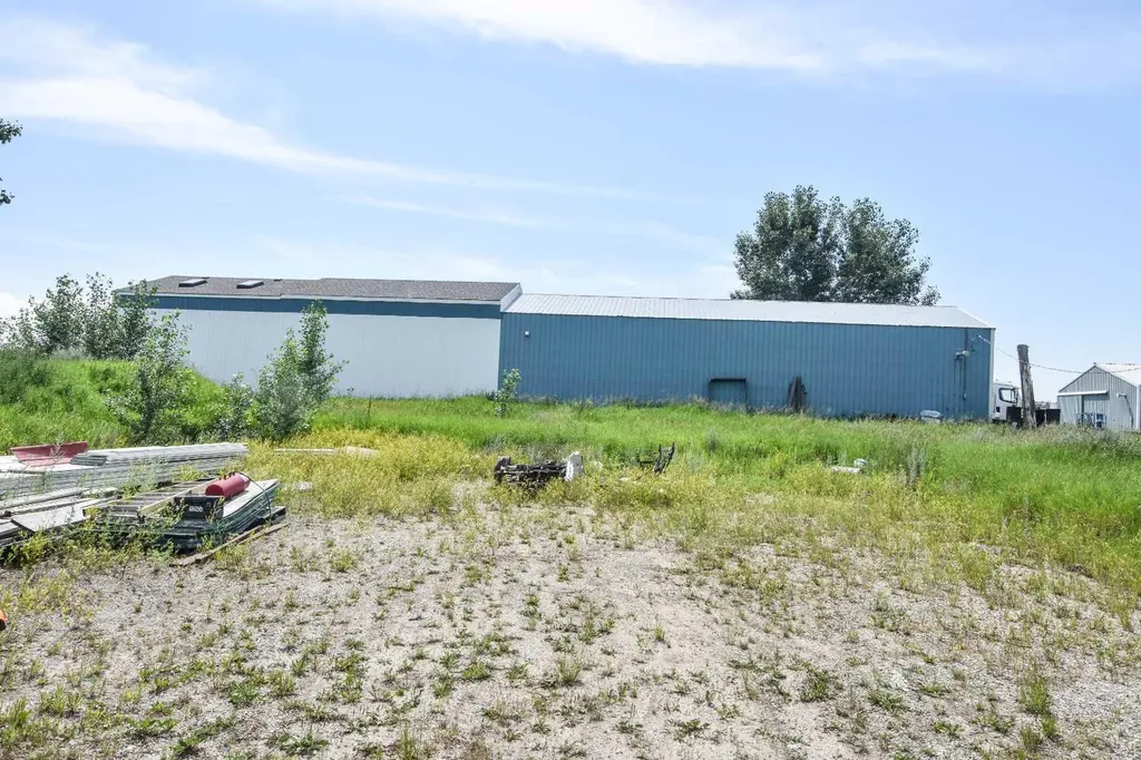 241053 Highway 24 Rural Wheatland County AB T1P 0W9