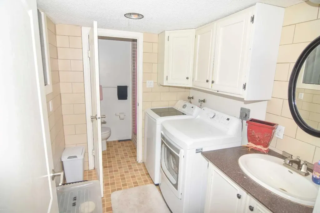 241053 Highway 24 Rural Wheatland County AB T1P 0W9