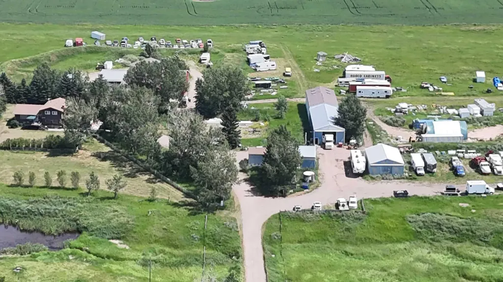 241053 Highway 24 Rural Wheatland County AB T1P 0W9