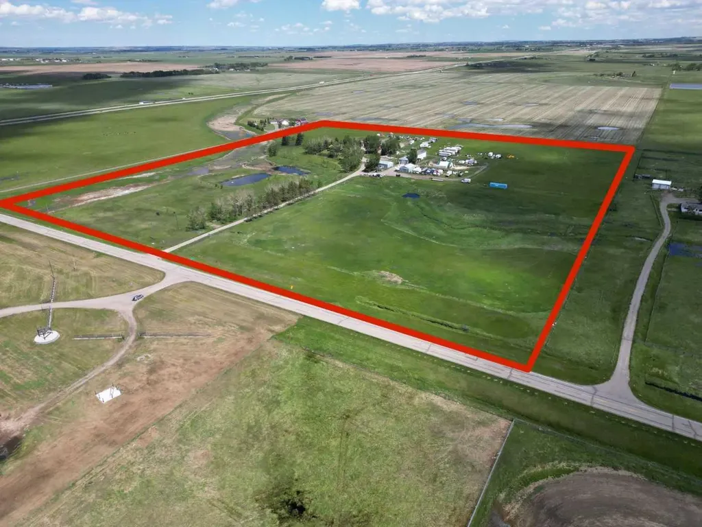 241053 Highway 24 Rural Wheatland County AB T1P 0W9