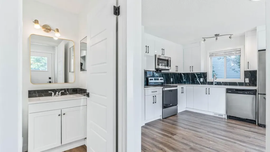 15 Taraglen Court NE Calgary AB t3j 2m6